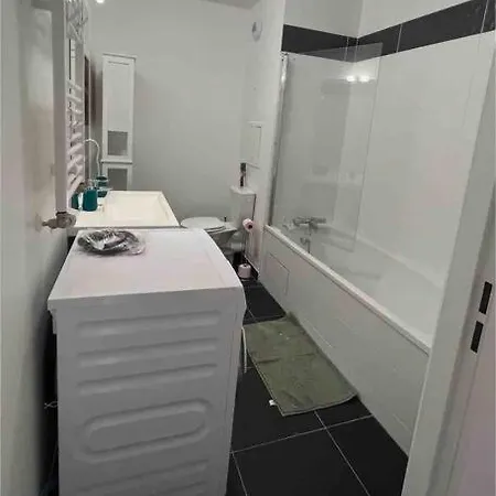 Nyaraló Coloving 90m2 - Proche 17e *